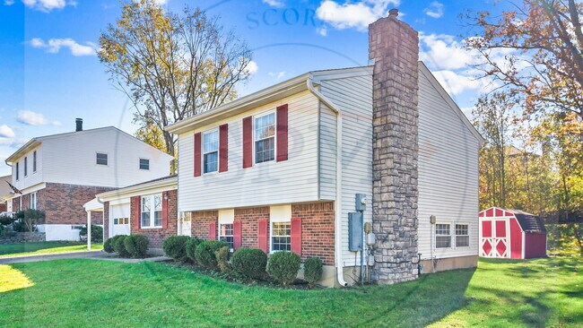 Foto del edificio - 9204 Woodreed Ct