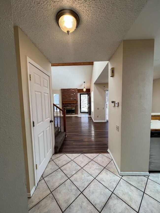 Building Photo - Long Realty & Property Management - Large ...