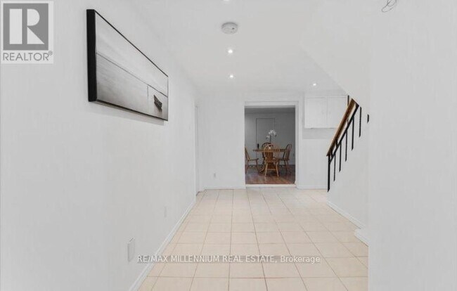 Building Photo - 55 Slan Ave