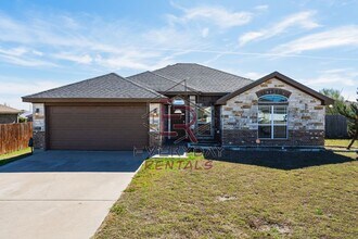 Building Photo - 204 Rowdy Dr