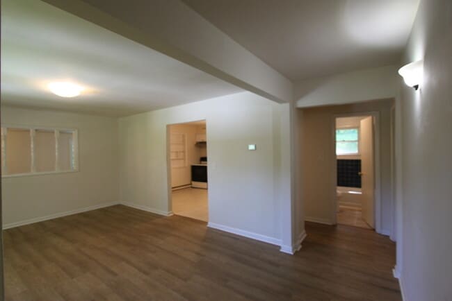 Building Photo - Single Family Home in Harpers Ferrry