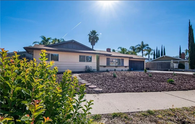 Building Photo - 3052 Lisa Ct