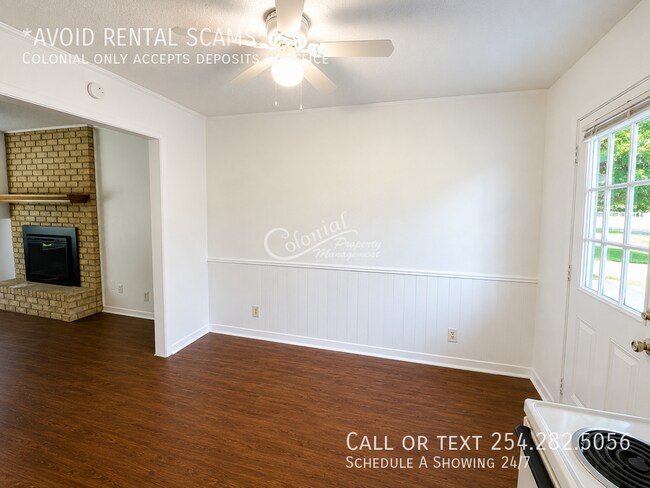 Foto del edificio - 3212 Keller Rd