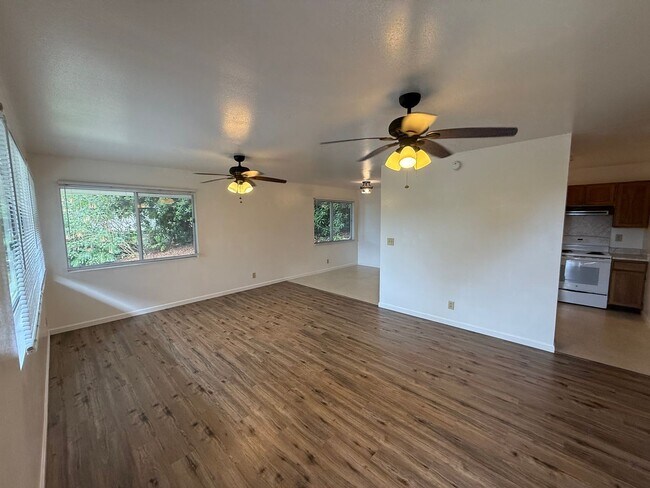 Building Photo - 3 Bedroom, 2.5 Bath House with 2-Car Carport