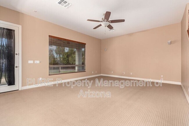 Foto del edificio - 4246 S Summit St