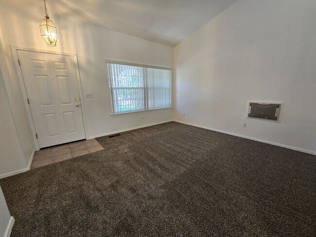Foto del edificio - Beautiful Single Story Home in Double Diamond