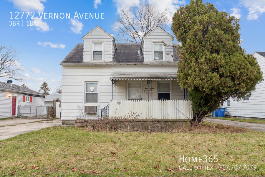 Primary Photo - ?? Spacious 3 bedroom Detroit Home ?