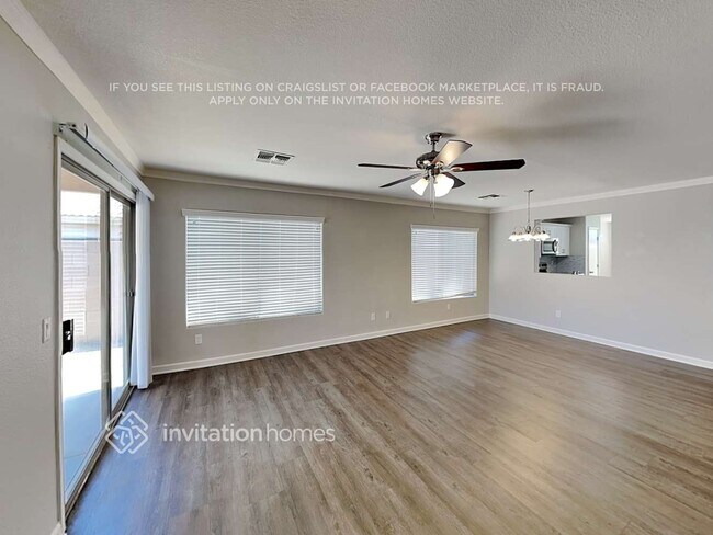 Foto del edificio - 12724 W Voltaire Ave