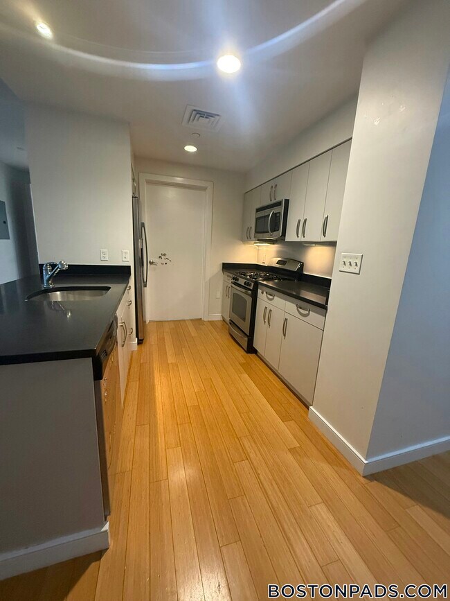 Foto del edificio - 601 Albany St