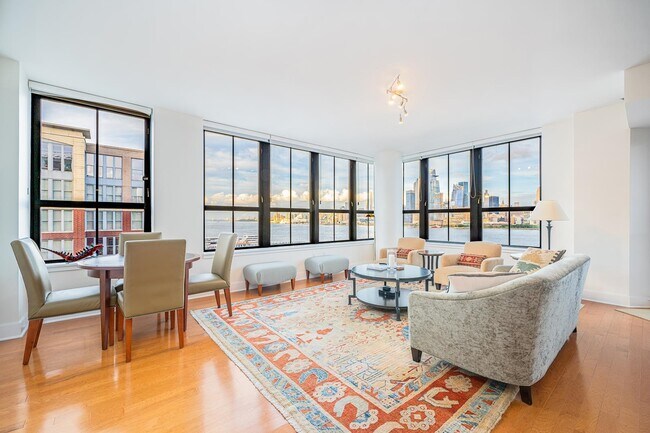 Foto del edificio - 1025 Maxwell Ln