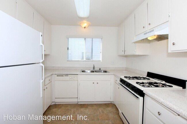 Building Photo - 1811 Raymond Ave