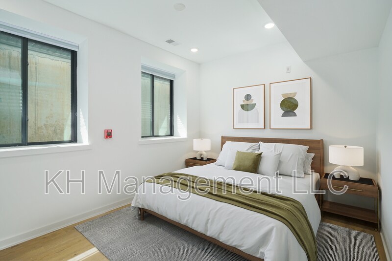 Photo - 640 Moore Street - 101