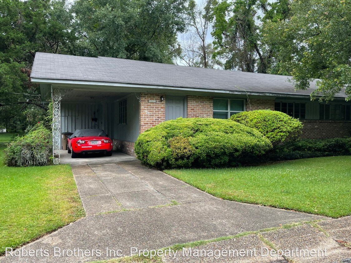 2 br, 1 bath House 2108 Upham Place House Rental in Mobile, AL