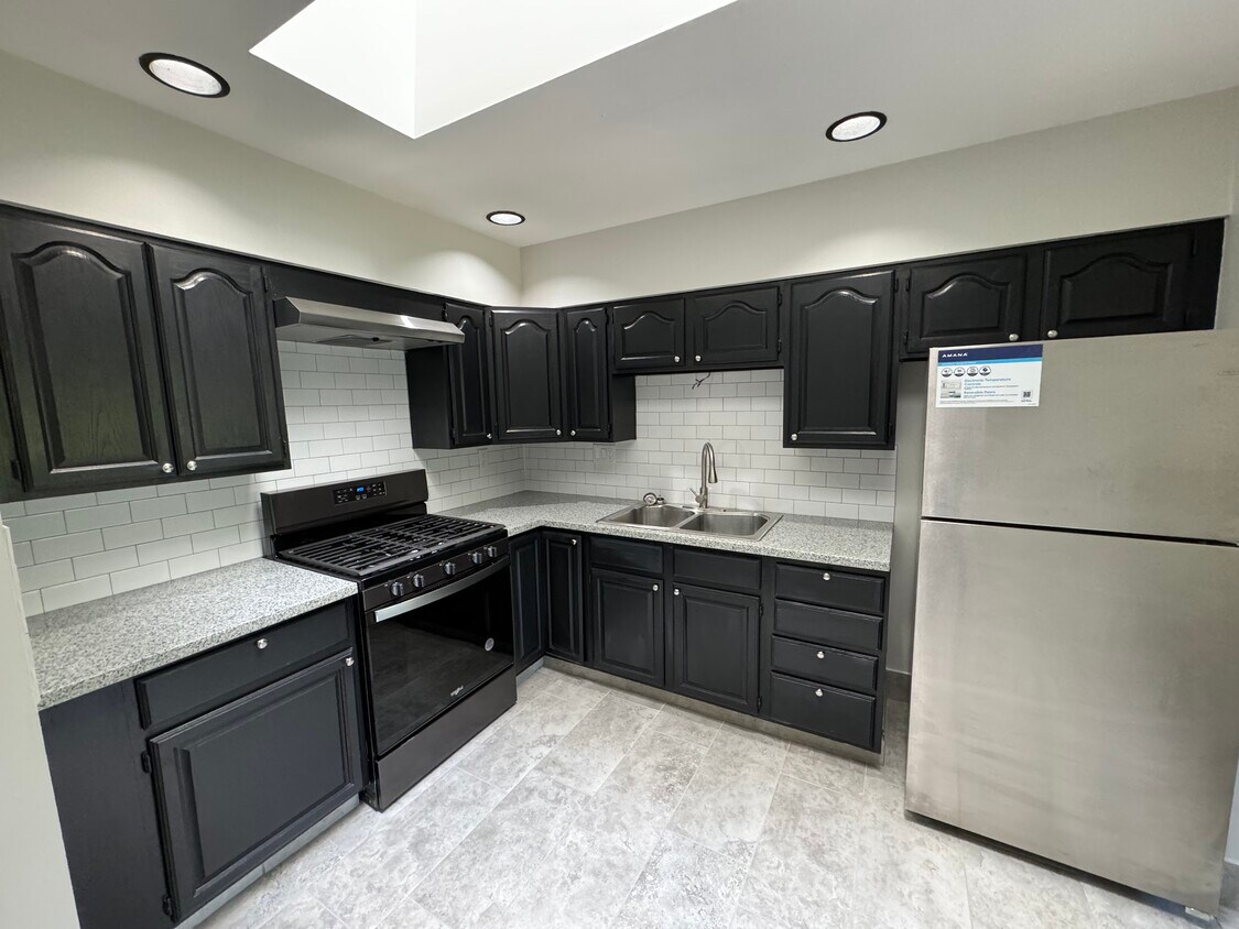 Foto principal - 409 Oakland Ave