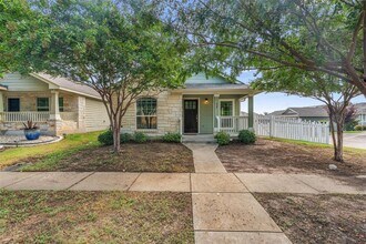 Building Photo - 825 Heritage Springs Trail