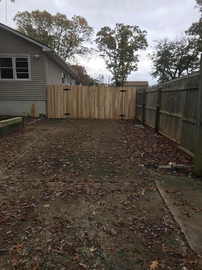 Foto del edificio - 7 Pearl Dr