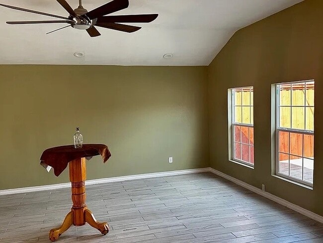 Building Photo - 5265 Arquilla Dr