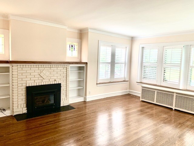 Building Photo - 2517 W Lunt Ave
