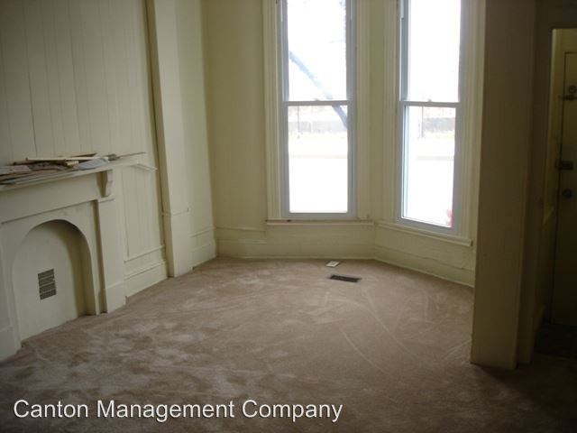 Building Photo - 1835 W Mulberry St