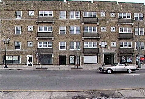 Primary Photo - 7754 N Eastlake Ter