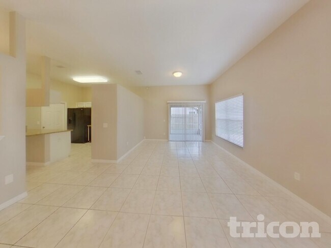 Foto del edificio - 831 Monroe Harbor Pl