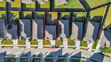 Building Photo - 5139 Sunvalley Bend Dr