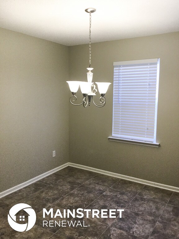 Building Photo - 4400 Allibrook Way