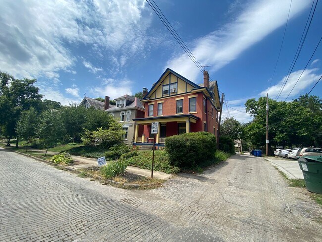 Building Photo - 1501 Belmont Ave