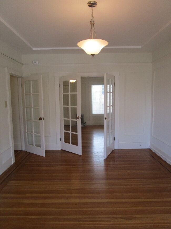 Living to Bedroom - 1740 Washington St