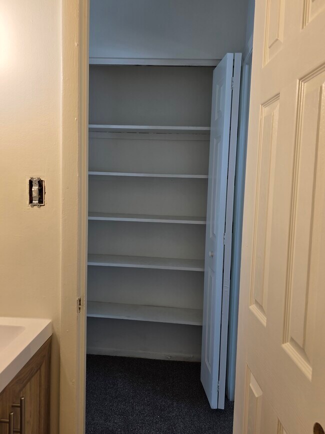 Building Photo - 1718 Judy Way