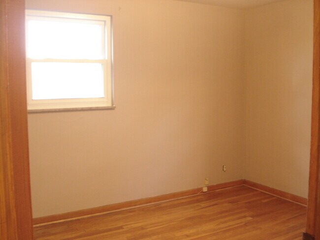 Foto del edificio - 3072 Northwest Blvd