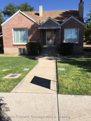Building Photo - 2950 Santa Clara Dr