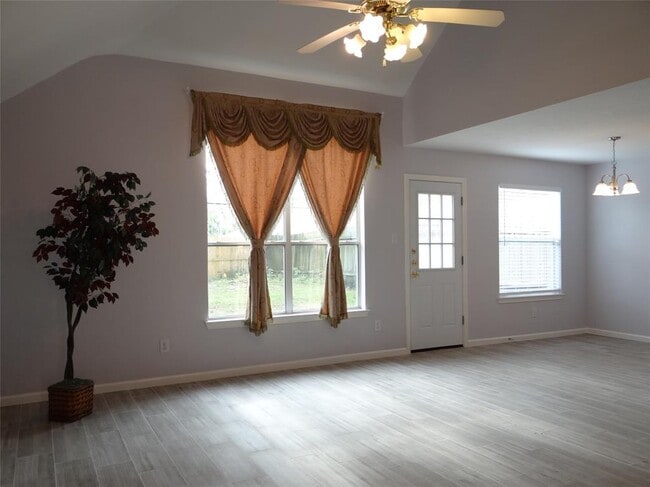 Foto del edificio - 6339 Garden Trail Ct