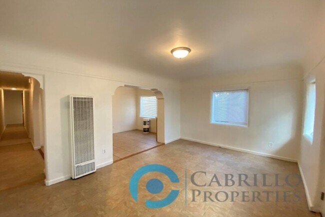 Foto del edificio - 3087 J St