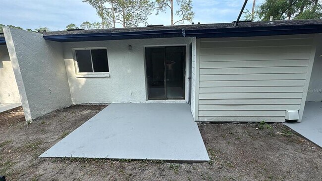 Building Photo - 836 SW 64th Terrace