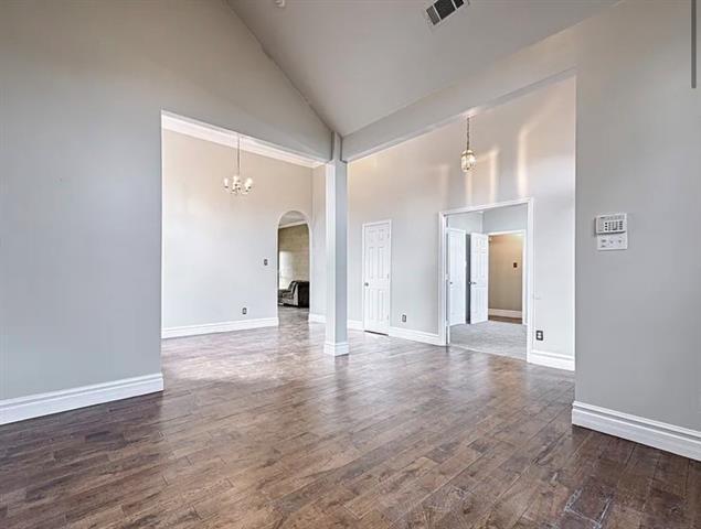 Building Photo - 827 Sunflower Trail