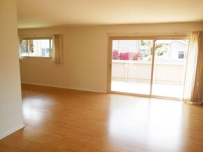 Building Photo - 5920 Encina Rd