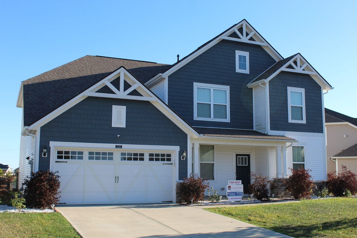 Foto principal - Beautiful 4 Bedroom in Avon!