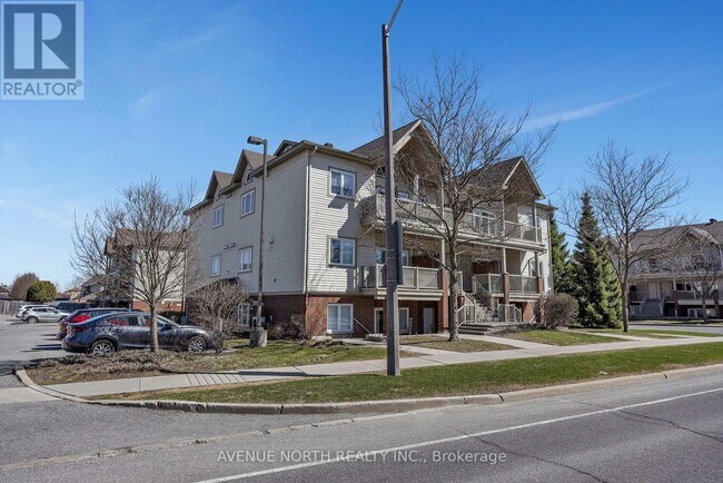 Building Photo - 175 Waterbridge Dr