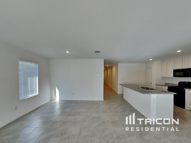 Building Photo - 1801 Courage Creek Crandall TX