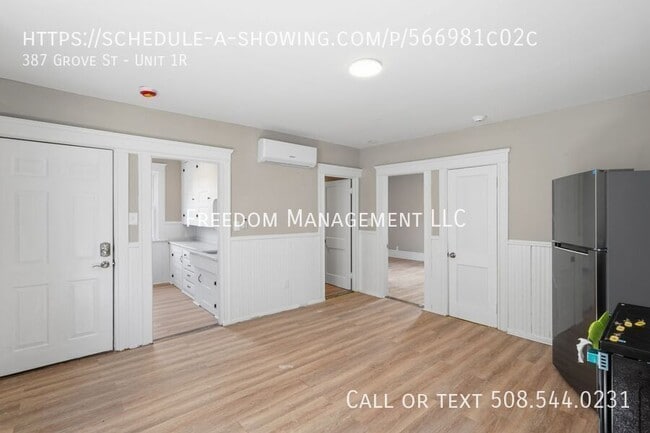 Building Photo - 387 Grove St