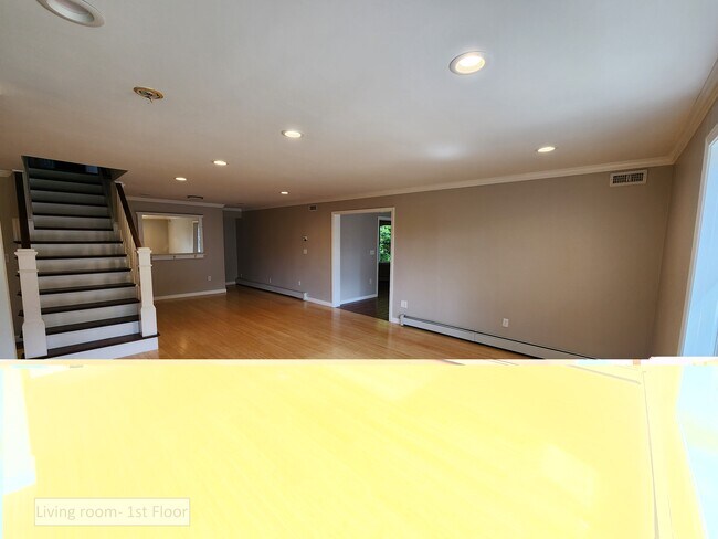 Building Photo - 68 Peach Orchard Rd