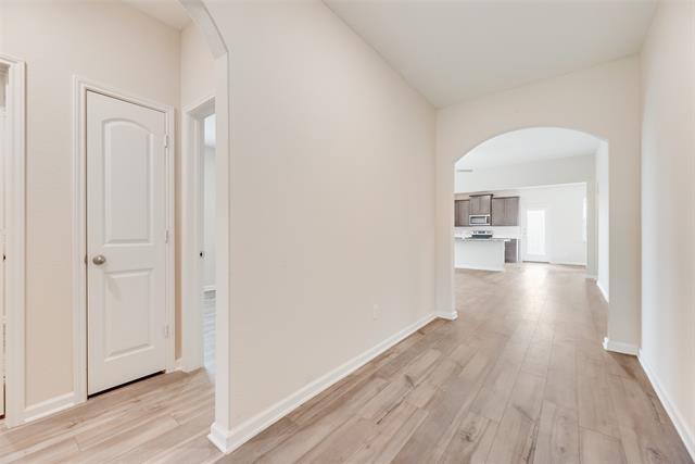 Building Photo - 281 Moonstone Way