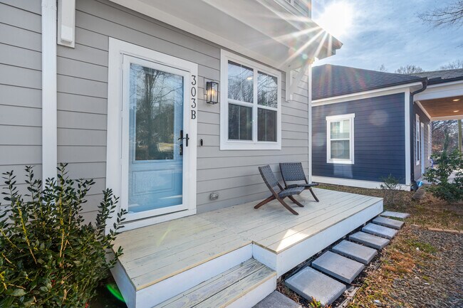 Photo - 303 Spruce St House