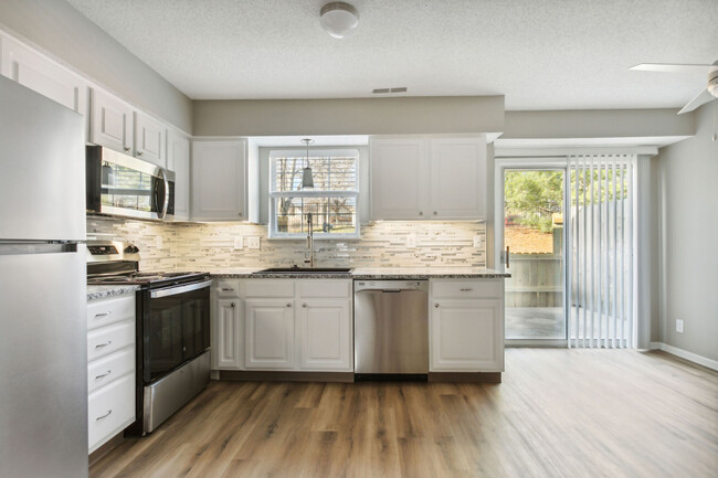 Interior Photo - Chestnut Heights Townhomes