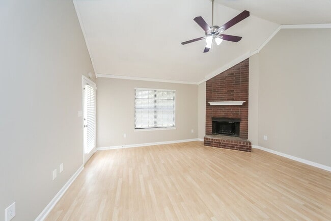 Building Photo - 6759 Valerie Dr