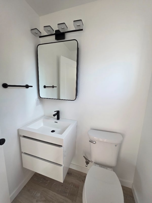 Building Photo - 2895 Canal Ave