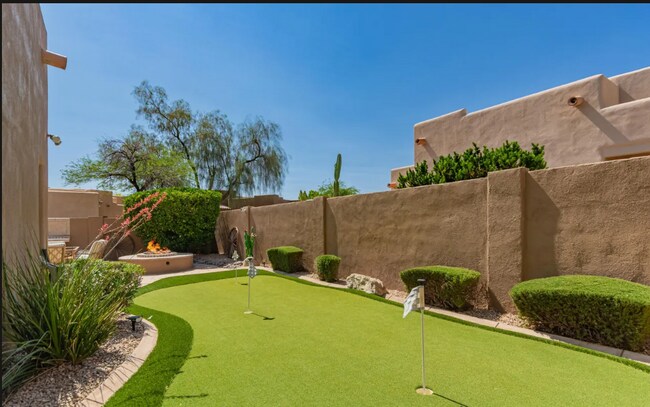Building Photo - 8324 E Cactus Wren Rd