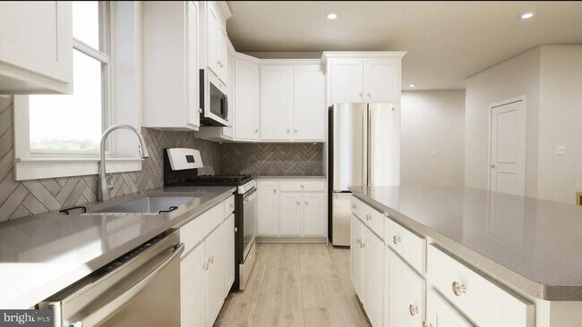 Foto del edificio - 43312 Farringdon Sq