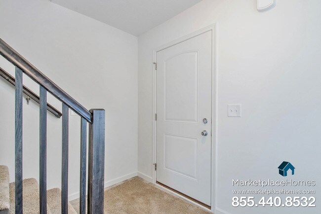 Building Photo - 655 Cygnet Lake Dr